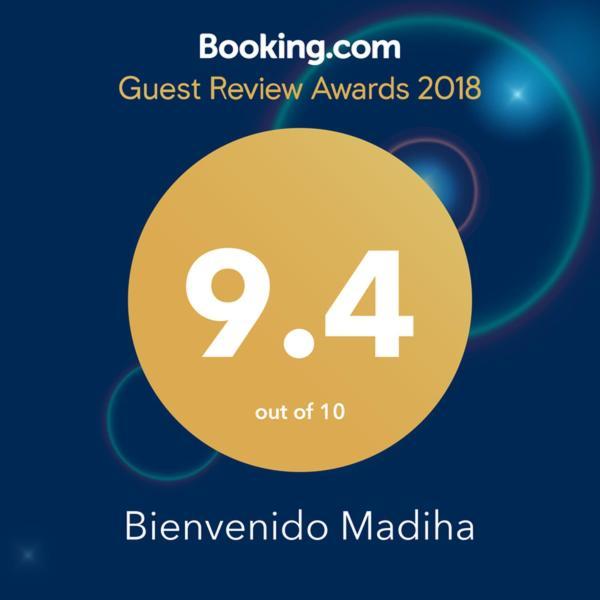 Отель Bienvenido Madiha Polhena Экстерьер фото